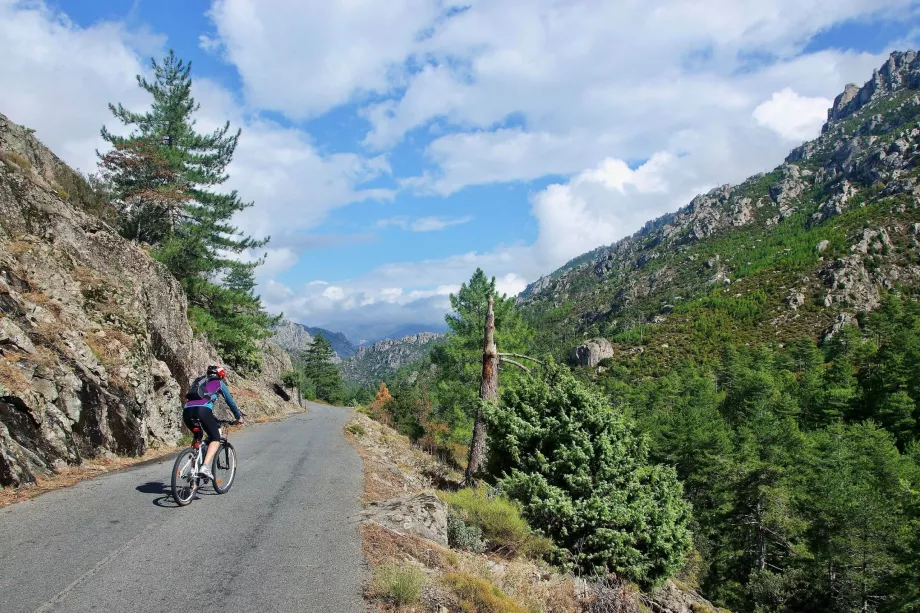 Ciclismo en Córcega