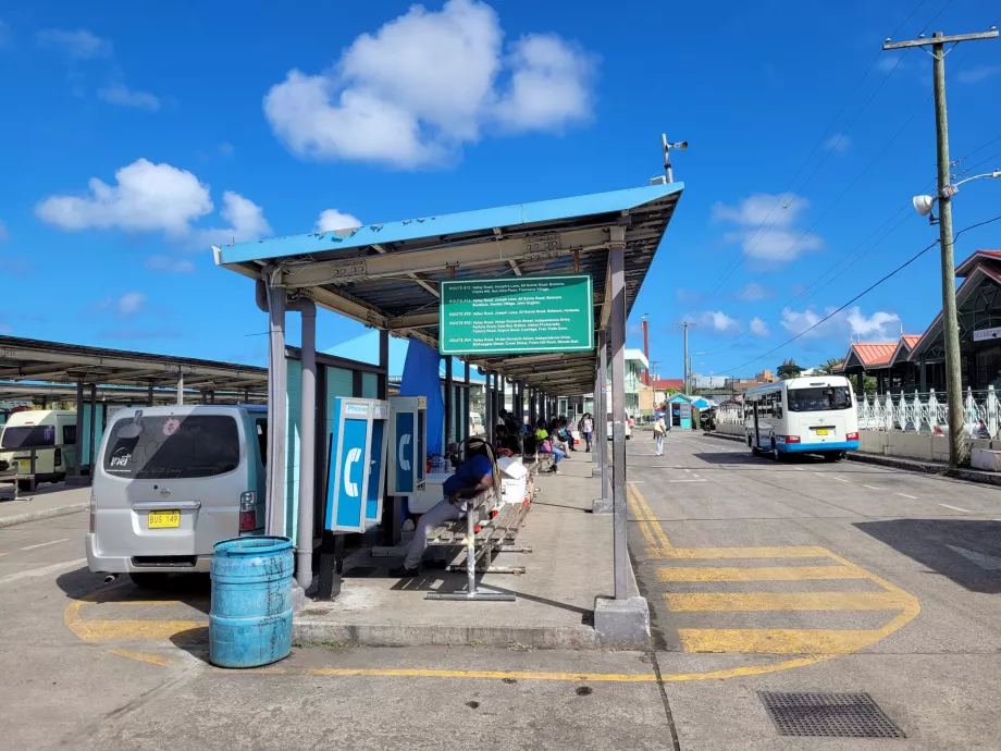 Estación de autobuses del oeste, St.