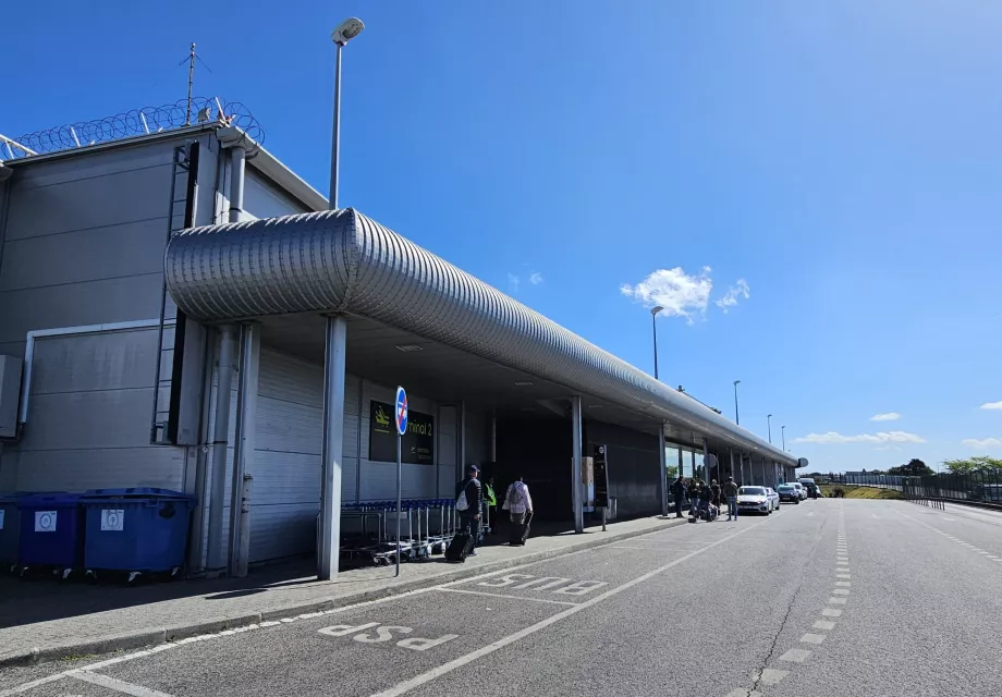 Terminal 2, Aeropuerto de Lisboa