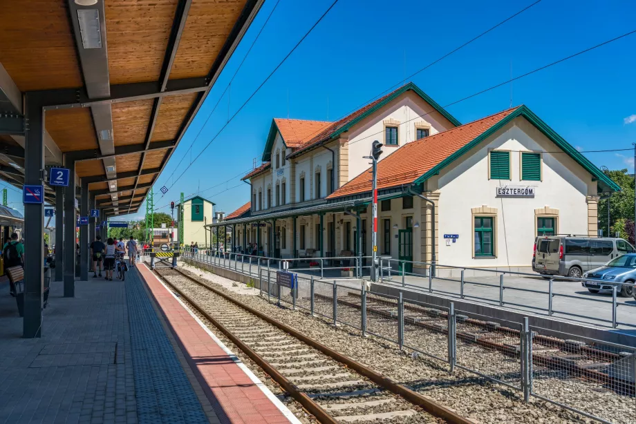 Estación de ferrocarril de Esztergom