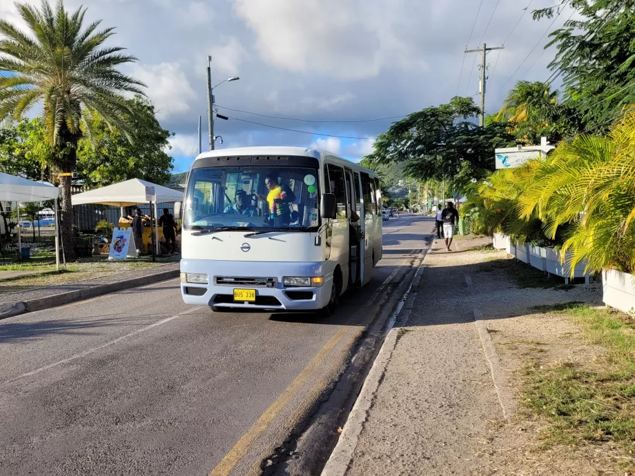 Autobús Antigua, línea 17