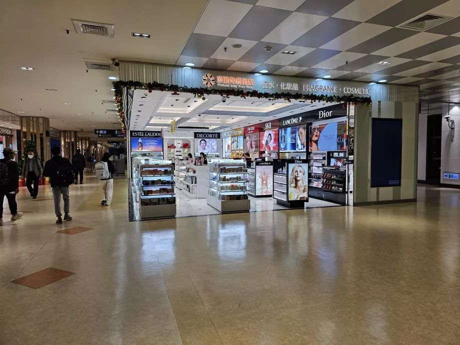 Shops in the Penghu Airport Transit Zone