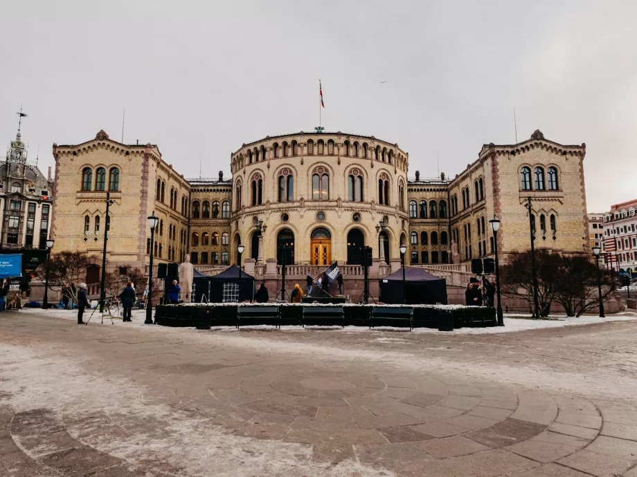 Edificio del Parlamento en Oslo