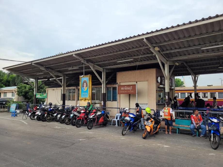 Estación de Thonburi