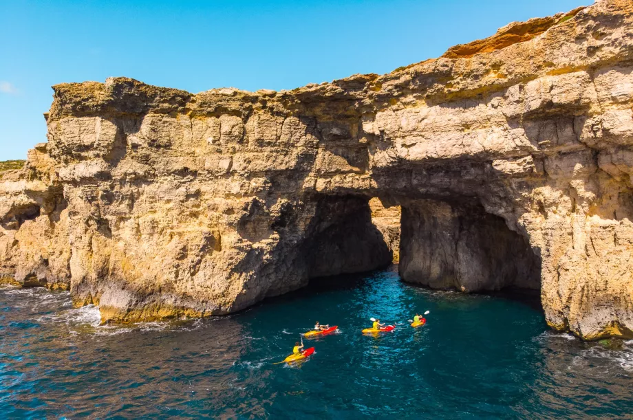 Cueva de Comino