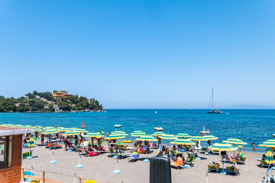 Porto Santo Stefano, playa