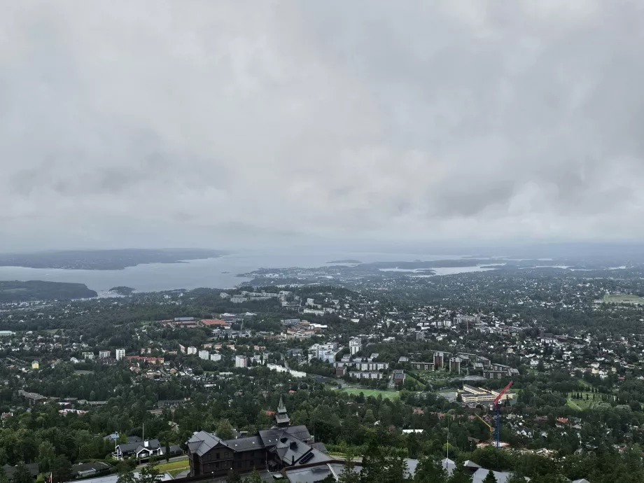 Vista desde el salto de esquí de Holemnollen