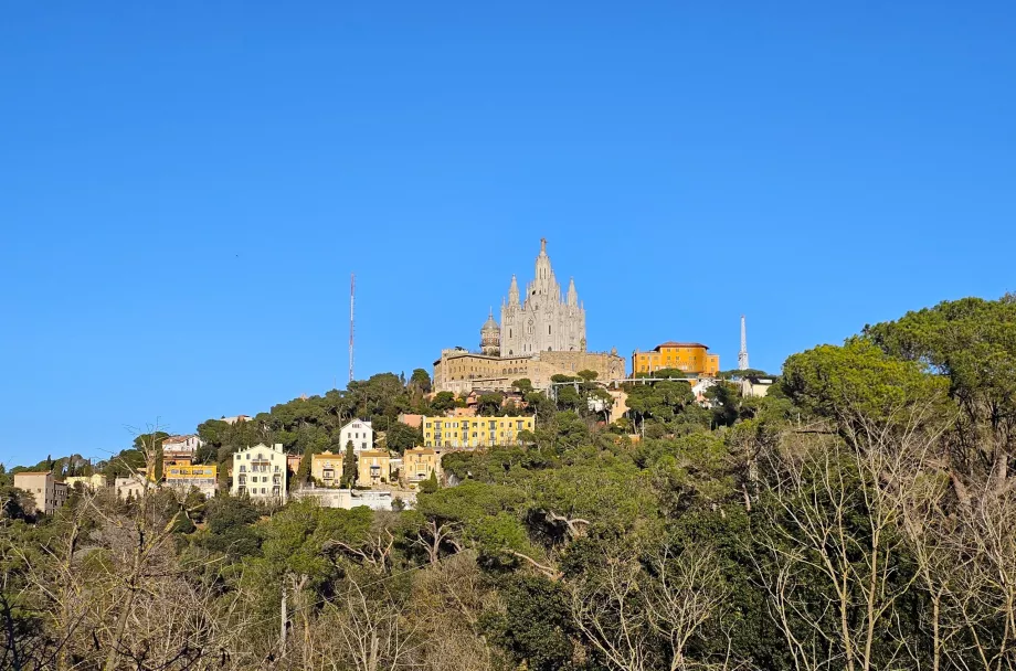 Vista de la Iglesia del Tibidabo