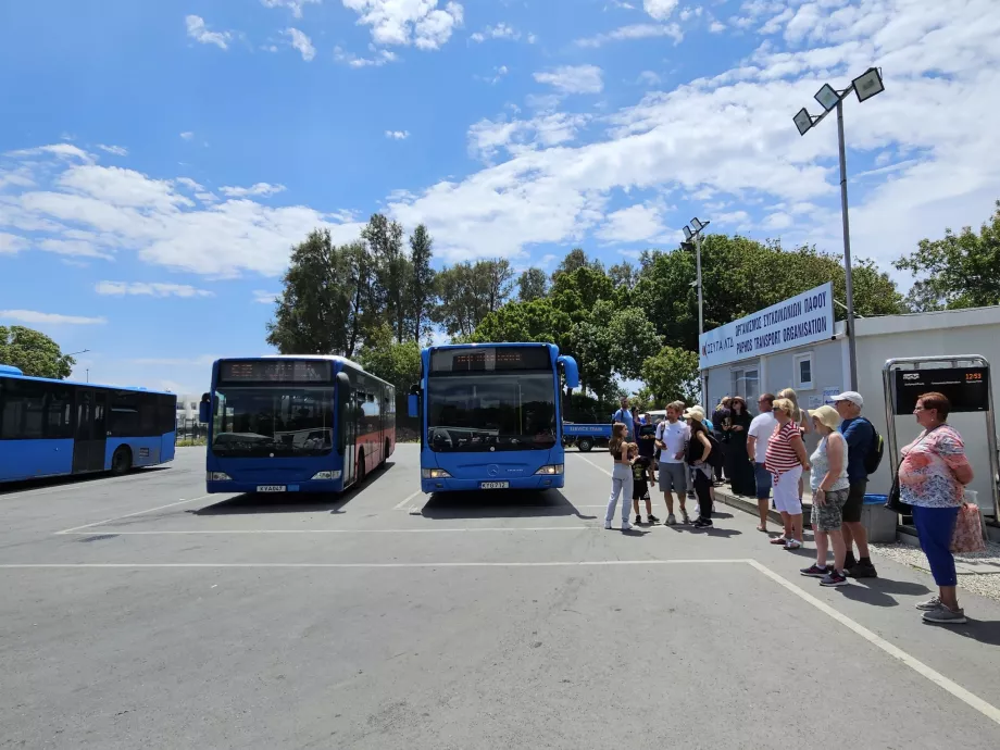 Estación portuaria de autobuses