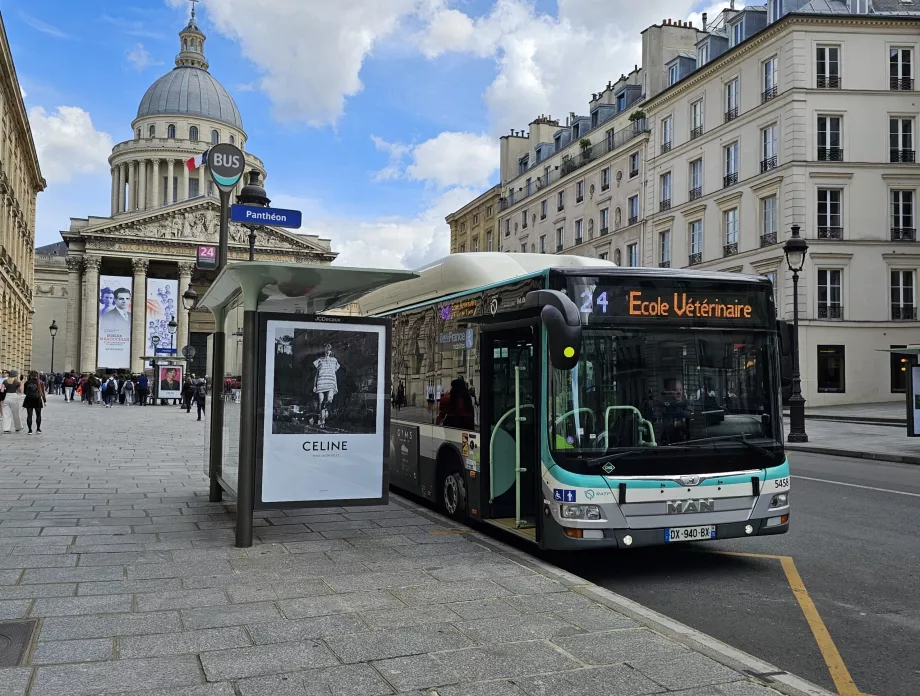 Autobús París