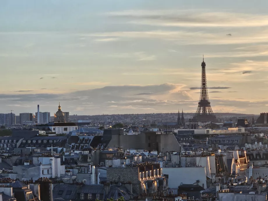 Vista de la Torre Eiffel desde el Centro Pompidou