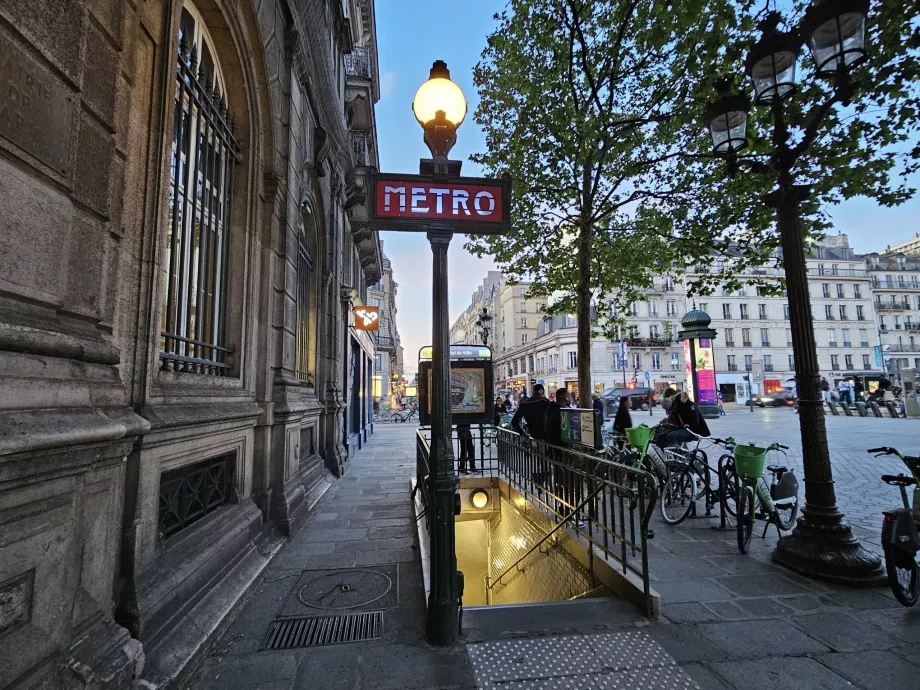 Entrada al metro