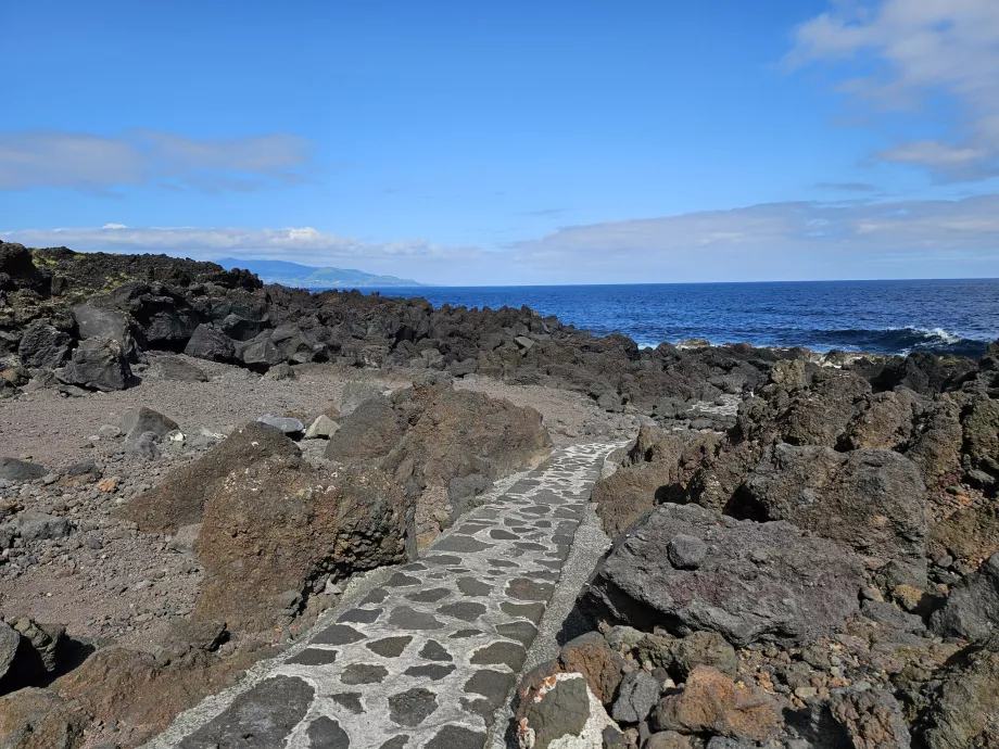 Lajido, el camino a Piscinas naturais