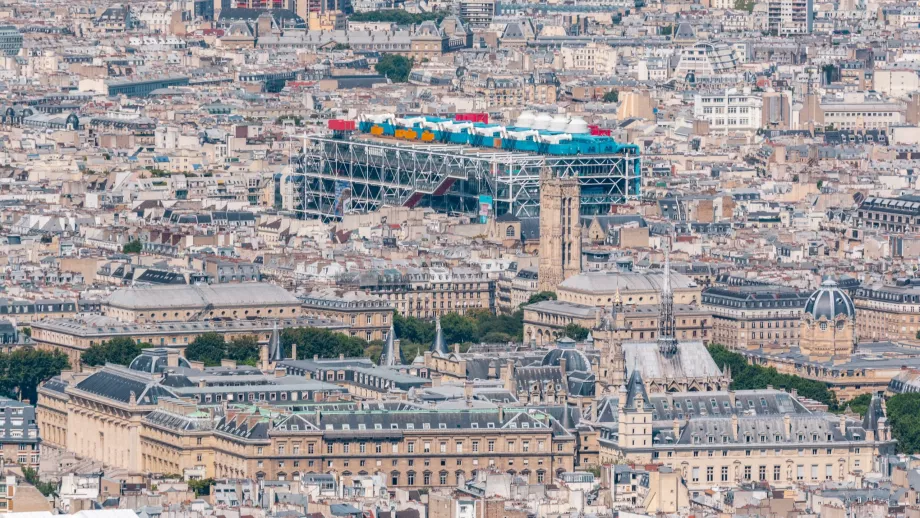 Centro Pompidou desde la Torre Eiffel