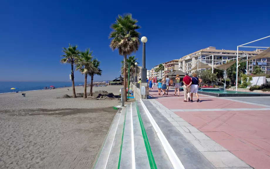 Paseo marítimo de Estepona