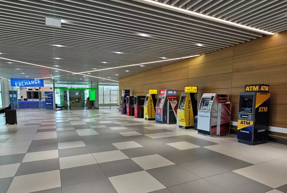 Cajeros automáticos en Llegadas, Aeropuerto de Split