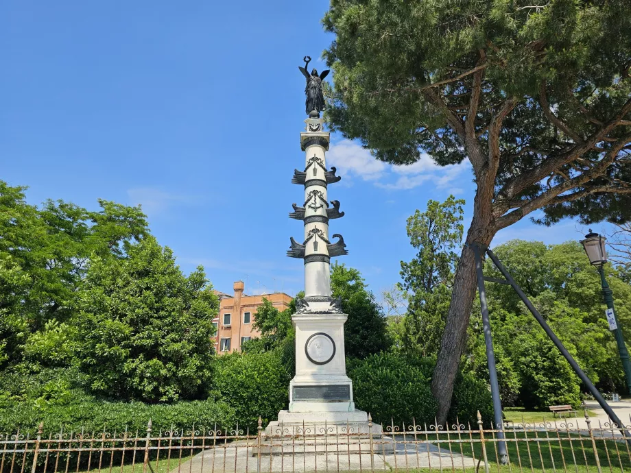 Monumento en los Giardini della Biennale