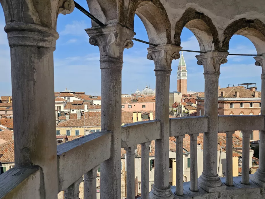 Vista desde el Palacio Contarini del Bovolo