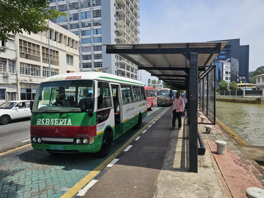 Estación de autobuses de Bandar Seri Begawan