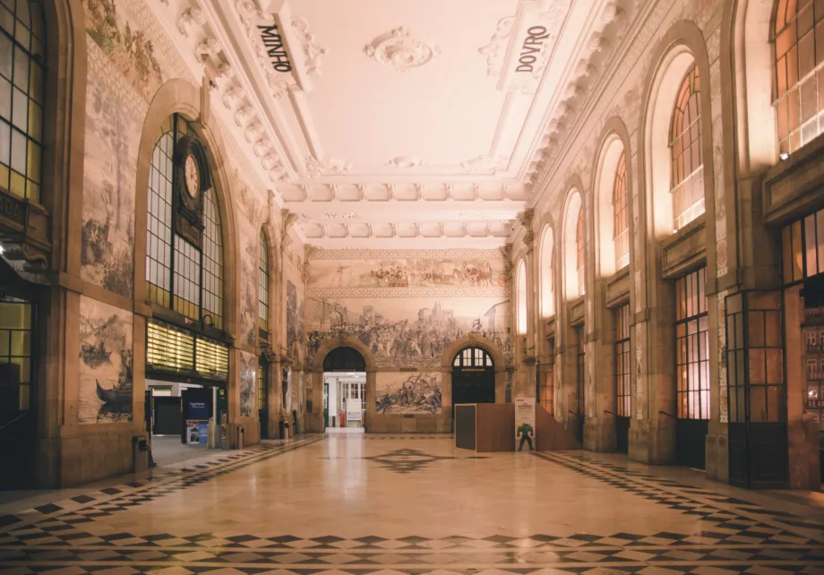 Estación de Sao Bento en Oporto