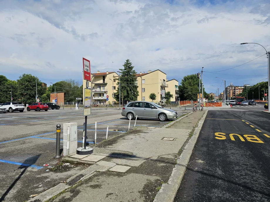 Parada 944, Ospedale Maggiore