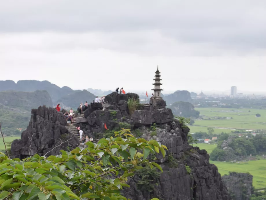 Mirador de Han Mua, Ninh Binh, Vietnam