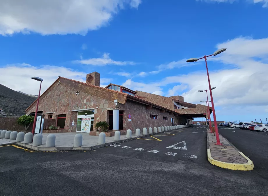 llegada por aeropuerto El Hierro