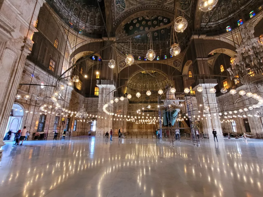 Interior de la Mezquita de Muhammad Ali, Ciudadela de El Cairo