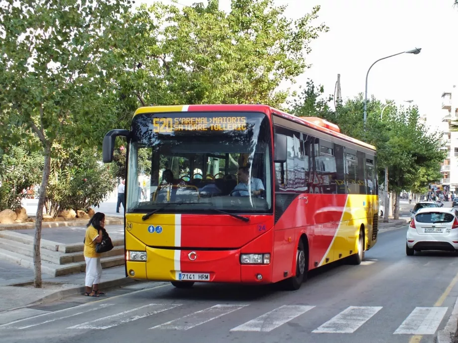 Autobús interurbano TIB