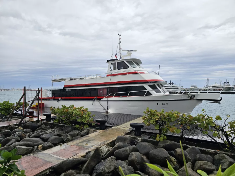 Barco Marigot - Anguila