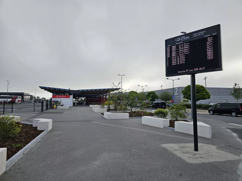 Estación de autobuses entre terminales