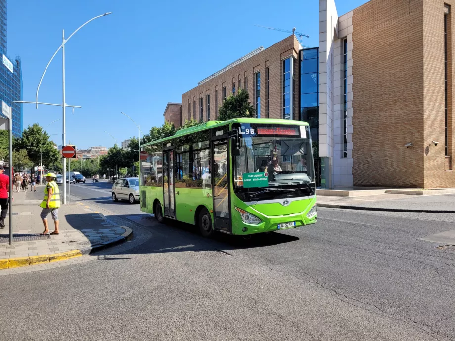 Autobús Tirana