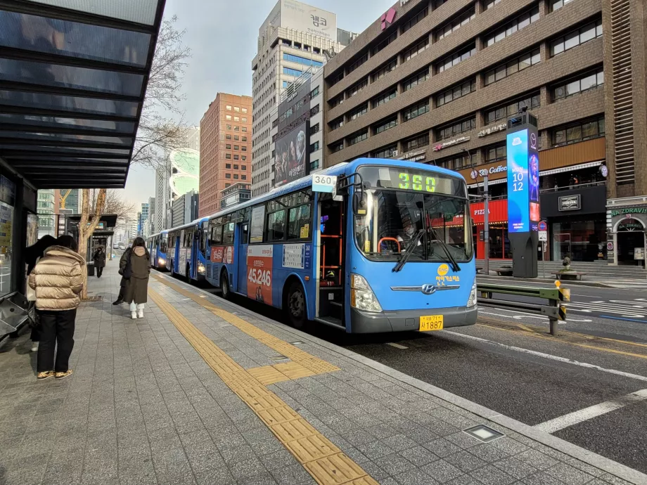 Autobús azul, Seúl