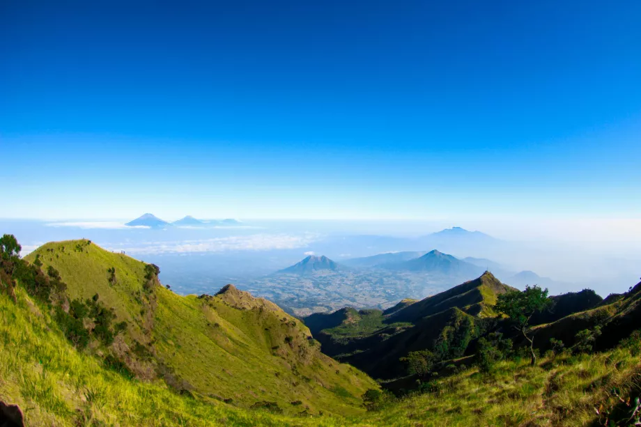 Vistas durante la ascensión al monte Merbabu