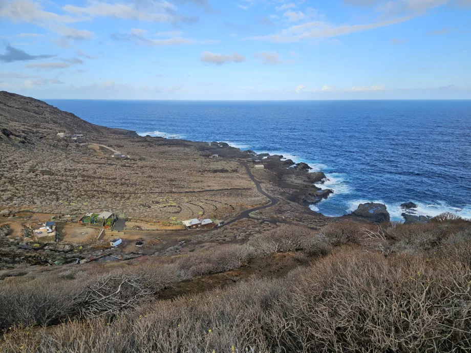 Paisaje alrededor de Charco Manso