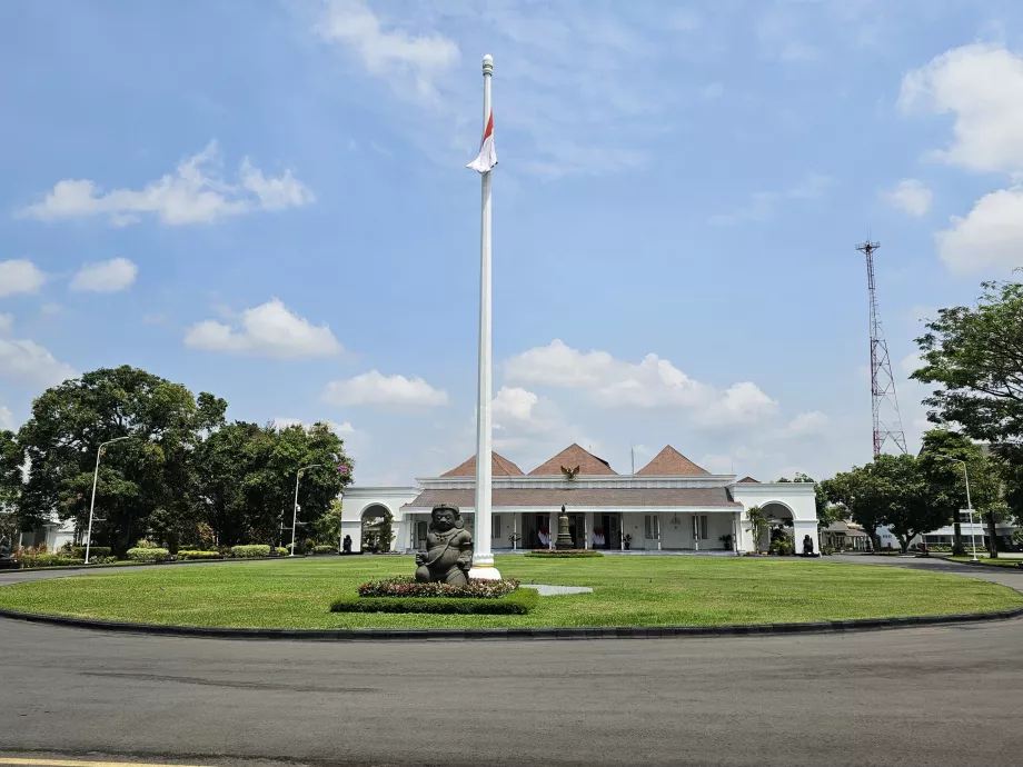 Gedung Agung