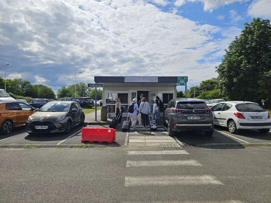 Alquiler de coches en el aeropuerto de Tours