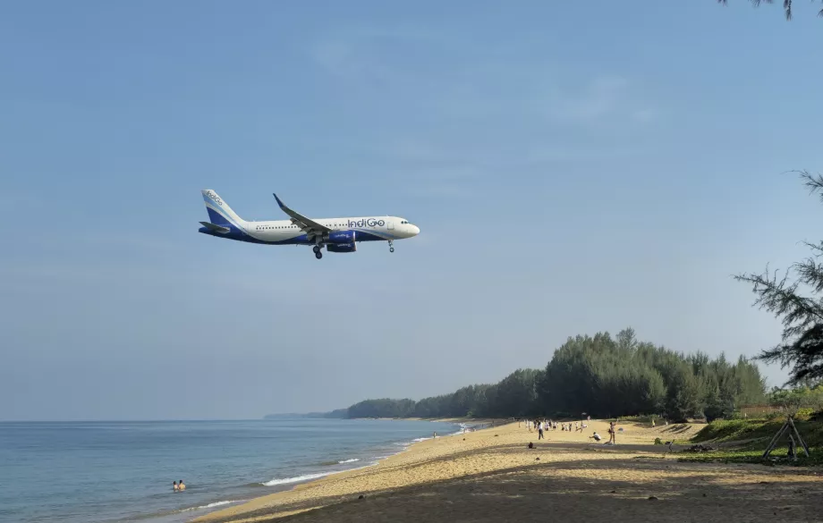 Playa de Mai Khao