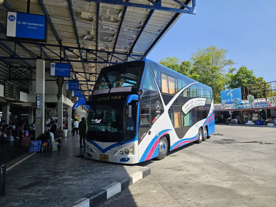 Terminal de autobuses 2, autobús a Bangkok