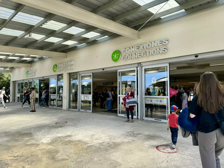 Llegadas y traslados al aeropuerto PUJ