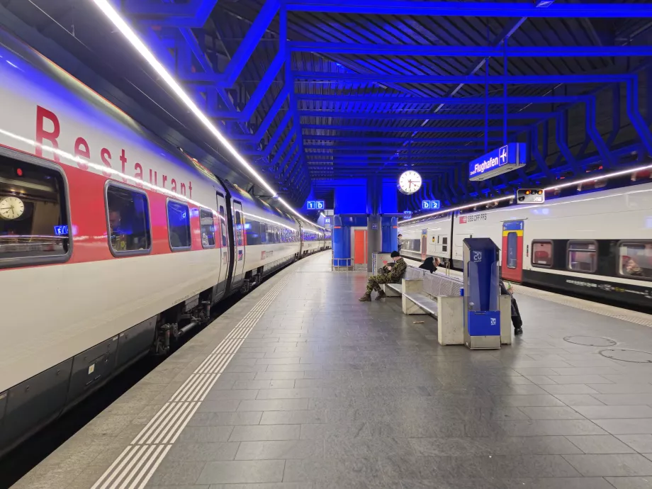 Trenes de larga distancia, aeropuerto ZRH