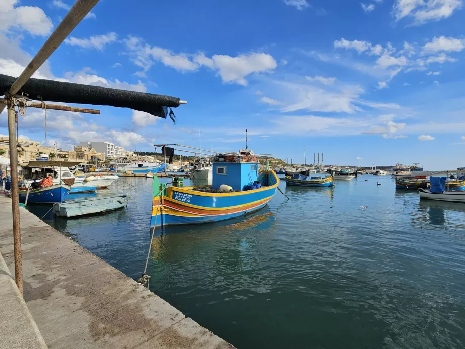 Puerto pesquero de Marsaxlokk