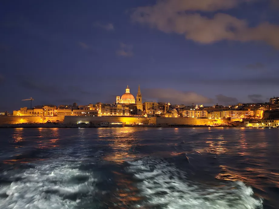 Vista desde el ferry Valletta - Sliema