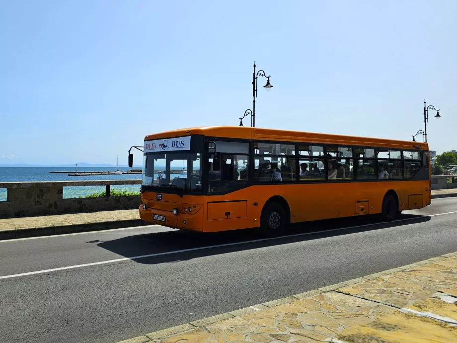 Autobús al casco antiguo de Nessebar