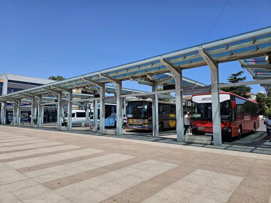 Estación de autobuses Burgas-Sur