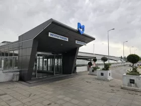 Estación de metro, Terminal 2