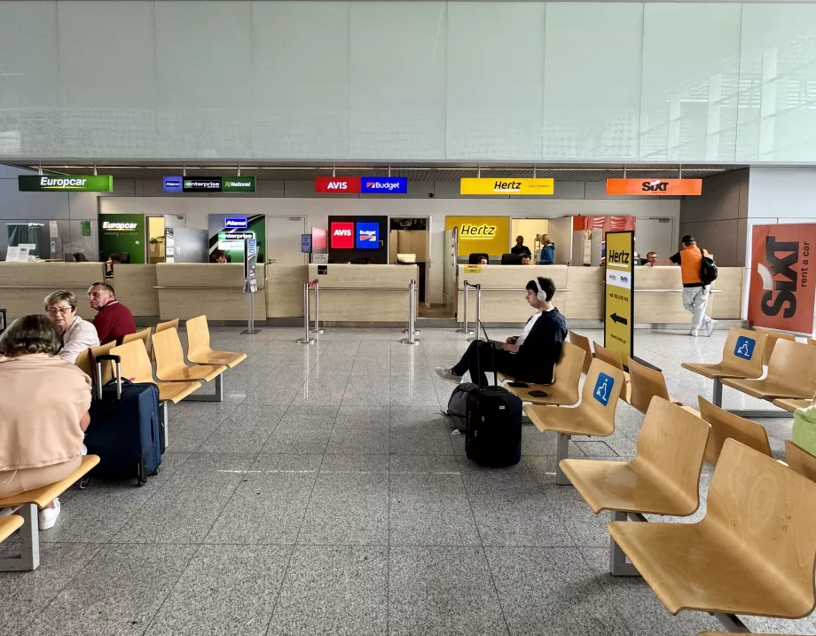 Alquiler de coches en el aeropuerto de Poznan