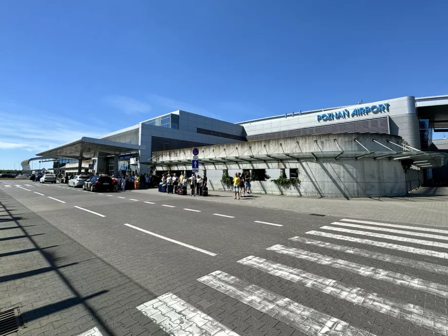 Aeropuerto de Poznan POZ