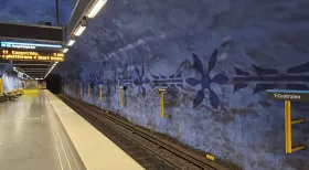 T-Centralen (línea azul)