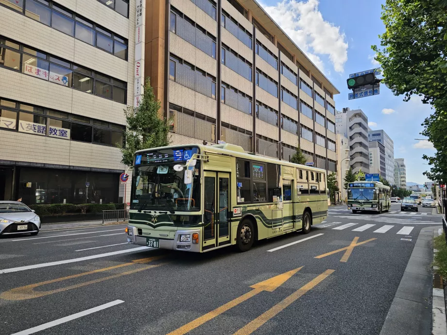 Autobús urbano de Kioto